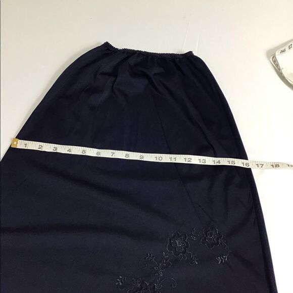 Society Lingerie Half Slip Vintage Embroiled Lace Half Slip - Picture 4 of 12